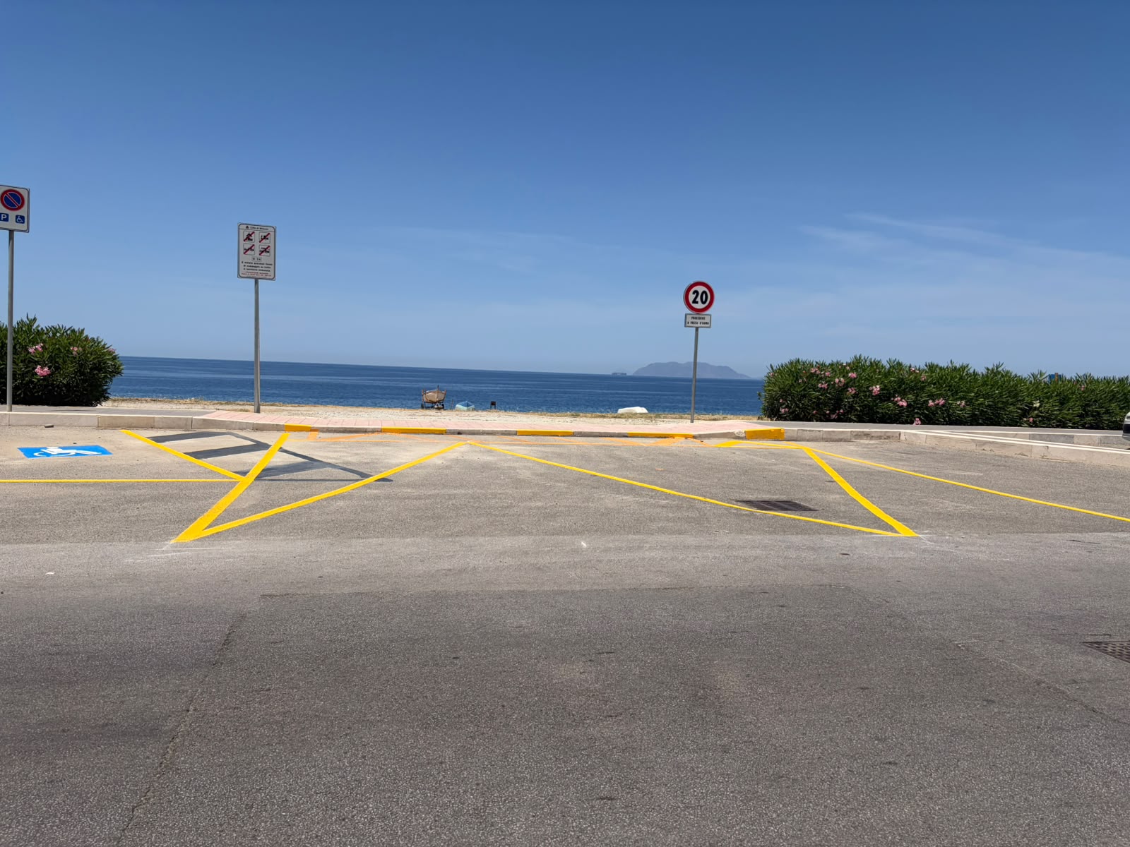 Lungomare di Ponente, nuovi accessi al terrapieno e limite di velocità a 20 km/h in via Tono