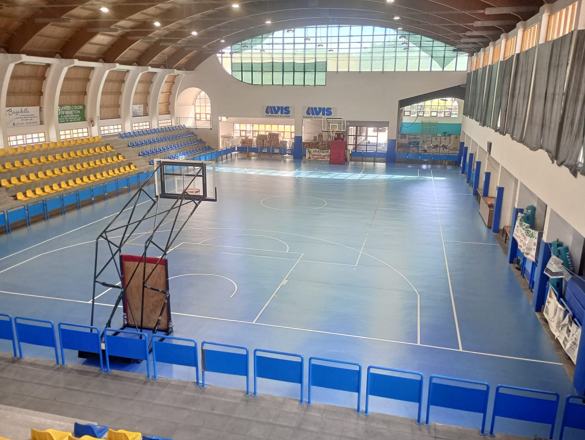 Lipari, lavori al palazzetto “Nicola Biviano”