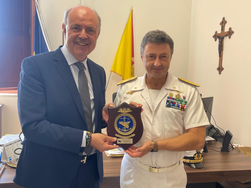 Milazzo, Il sindaco Midili all’inaugurazione della nuova sede ANMI intitolata al tenente di vascello Nino La Rosa